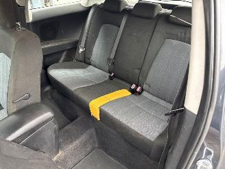 Kia Cee d 1.4 CVVT 16V Hatchback 2Dr Benzine 1.396cc 66kW (90pk) FWD picture 11