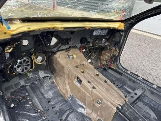 Mercedes E-klasse E63 AMG picture 9