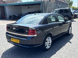Opel Vectra 2.2 16V Sedan 4Dr Benzine 2.198cc 108kW (147pk) FWD picture 5