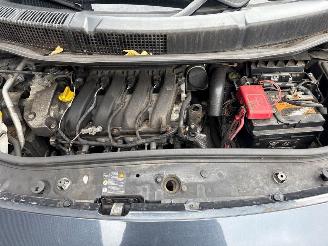 Renault Scenic 2.0 200 16V Coupe 2Dr Benzine 1.998cc 100kW (136pk) RWD picture 26