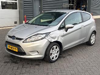 skadebil auto Ford Fiesta 1.25 16V Hatchback  Benzine 1.242cc 44kW (60pk) FWD 2010/11