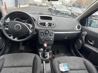 Renault Clio Clio III (BR/CR), Hatchback, 2005 / 2014 1.2 16V 75 picture 14