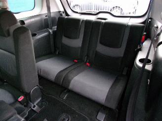 Mazda 5 2.0 EXECUTIVE 7 PERSOONS Met Gebruikte onderdelen erbij picture 13
