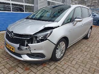 Voiture accidenté Opel Zafira TOURER 1.4 Turbo Business Executive Automaat 2017/8