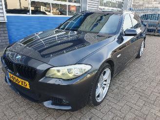 Voiture accidenté BMW 5-serie 535i Executive 2011/1