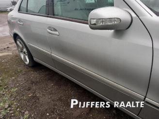 Mercedes E-klasse E (W211), Sedan, 2002 / 2008 3.2 E-320 V6 18V picture 7