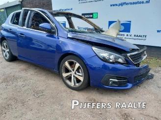 Vrakbiler auto Peugeot 308 308 (L3/L8/LB/LH/LP), Hatchback 5-drs, 2013 / 2021 1.2 12V e-THP PureTech 130 2019/6