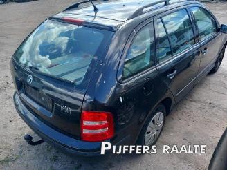 Skoda Fabia Fabia (6Y5), Combi 5-drs, 2000 / 2007 1.4i 16V picture 7