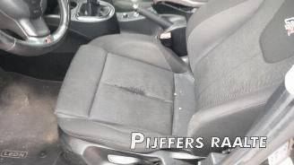 Seat Leon Leon (1P1), Hatchback 5-drs, 2005 / 2013 2.0 TFSI FR 16V picture 17