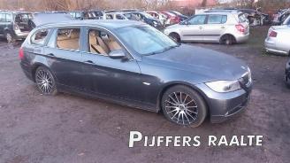 Vrakbiler auto BMW 3-serie 3 serie Touring (E91), Combi, 2004 / 2012 325i 24V 2006/7