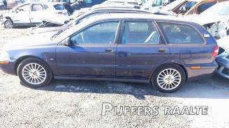 Uttjänta bilar auto Volvo V-40 V40 (VW), Combi, 1995 / 2004 1.8 16V 2003/5