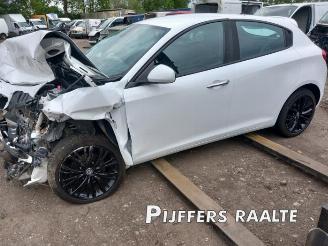 Uttjänta bilar auto Alfa Romeo Giulietta Giulietta (940), Hatchback, 2010 / 2020 1.4 TB 16V 2018/11