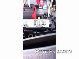 Peugeot 206 206 (2A/C/H/J/S), Hatchback, 1998 / 2012 1.4 16V picture 12
