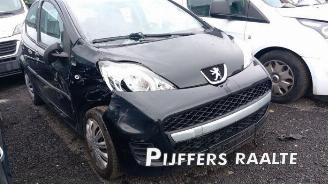 Peugeot 107 107, Hatchback, 2005 / 2014 1.0 12V picture 2