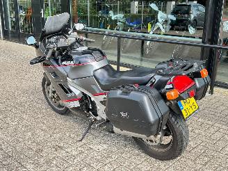 Suzuki GSX 1100 F picture 5