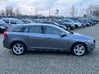 Volvo V-60 2.4 D5 Twin Engine Lease Hydrid automaat picture 6