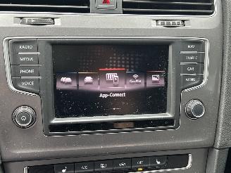 Volkswagen Golf Variant 1.2 TSI Connected Series picture 23