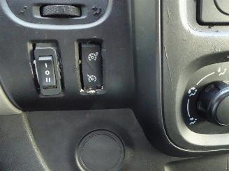 Renault Trafic 1.6 dCi T27 L1H1 Comfort 3 zits airco picture 23