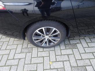 Peugeot 308 SW 1.2 PureTech Blue Lease Premium let op nieuwe motor !!!!!!! picture 18