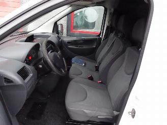 Peugeot Partner 120 1.6 BlueHDi 75 L1 Première 3 zits airco 132722 km !!!!!! picture 29