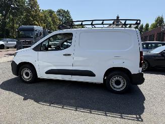 Peugeot Partner 1.5 BlueHDI Premium picture 2