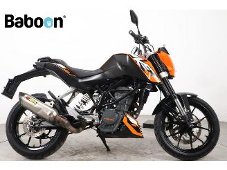 KTM 125 Duke ABS picture 1
