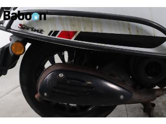 Vespa  Sprint 25KM picture 10