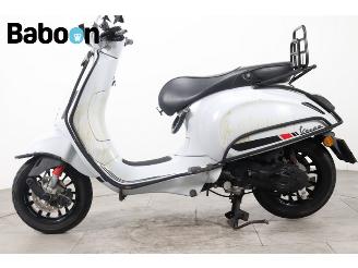 Vespa  Sprint 25KM picture 5