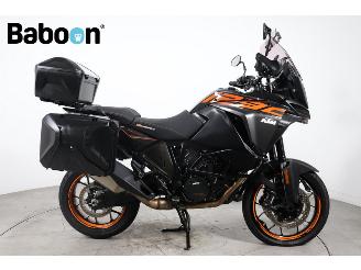 krockskadad bil motor KTM 1290 Super Adventure S ABS 2018/3