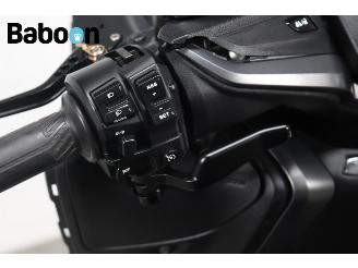 Yamaha  XP 560 T-MAX Tech Max ABS picture 16