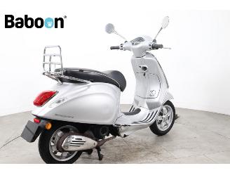 Vespa  Primavera 25KM picture 2