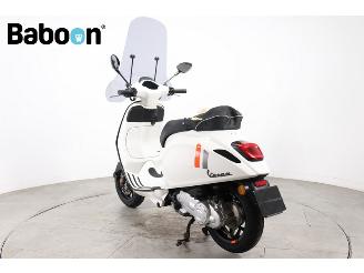 Vespa  Sprint 4T Racing 60s 45KM picture 6