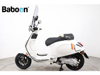 Vespa  Sprint 4T Racing 60s 45KM picture 7