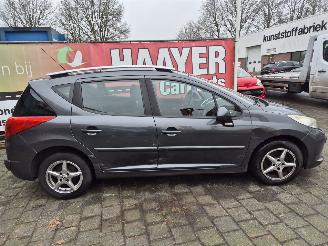 Peugeot 207 1.4 vti xs AIRCO picture 2