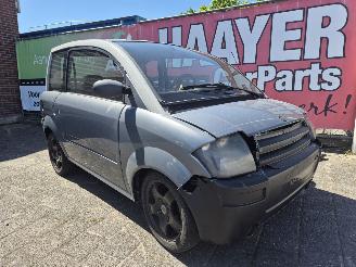 Vaurioauto  microcars Microcar  mc1 generic 2005/8