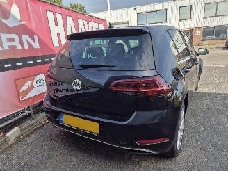 Volkswagen Golf 1.0 tsi comfortline business picture 3