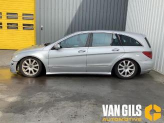 Vrakbiler auto Mercedes R-klasse R (W251), MPV, 2005 / 2014 3.0 320 CDI 24V 4-Matic 2006/0