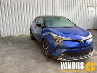 Toyota C-HR C-HR (X1,X5), SUV, 2016 1.8 16V Hybrid picture 3