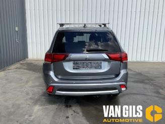Mitsubishi Outlander Outlander (GF/GG), SUV, 2012 / 2022 2.0 16V PHEV 4x4 picture 1