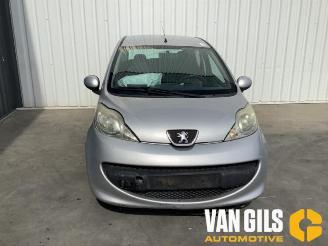 Peugeot 107 107, Hatchback, 2005 / 2014 1.0 12V picture 1