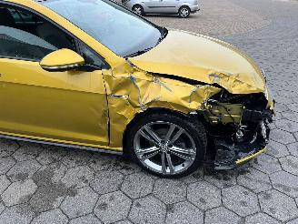 Volkswagen Golf TSI R-Line Pano  AUTOMAAT 81KW picture 4