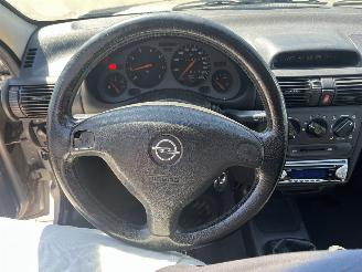 Opel Corsa 1.6i-16V GSi Cool picture 14