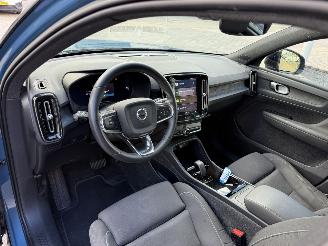 Volvo XC40 Recharge Core 70 kWh picture 17