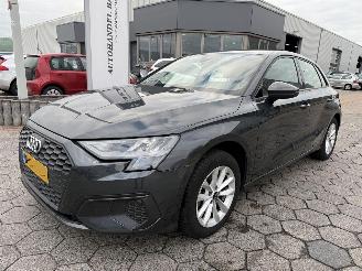 Vrakbiler auto Audi A3 Sportback 30 TFSI Pro Line 2021/11