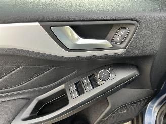 Ford Focus Wagon 1.0 EcoBoost Trend Edition Business picture 14