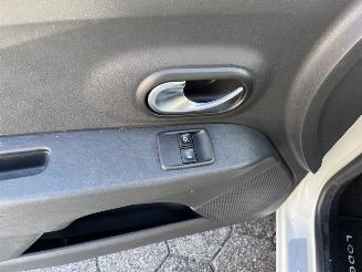 Dacia Lodgy 1.3 TCe Stepway 5p picture 16