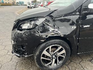 Peugeot 108 1.0 e-VTi Envy picture 12