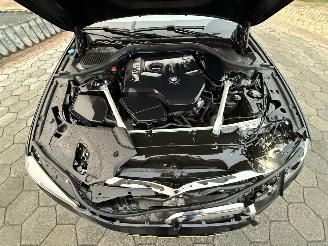 BMW 5-serie 520i High Executive picture 11