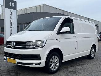Volkswagen Transporter 2.0 TDI L1H1 Highline 114pk picture 1
