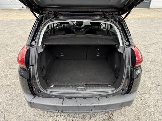 Peugeot 2008 1.2 PureTech Blue Lion picture 13